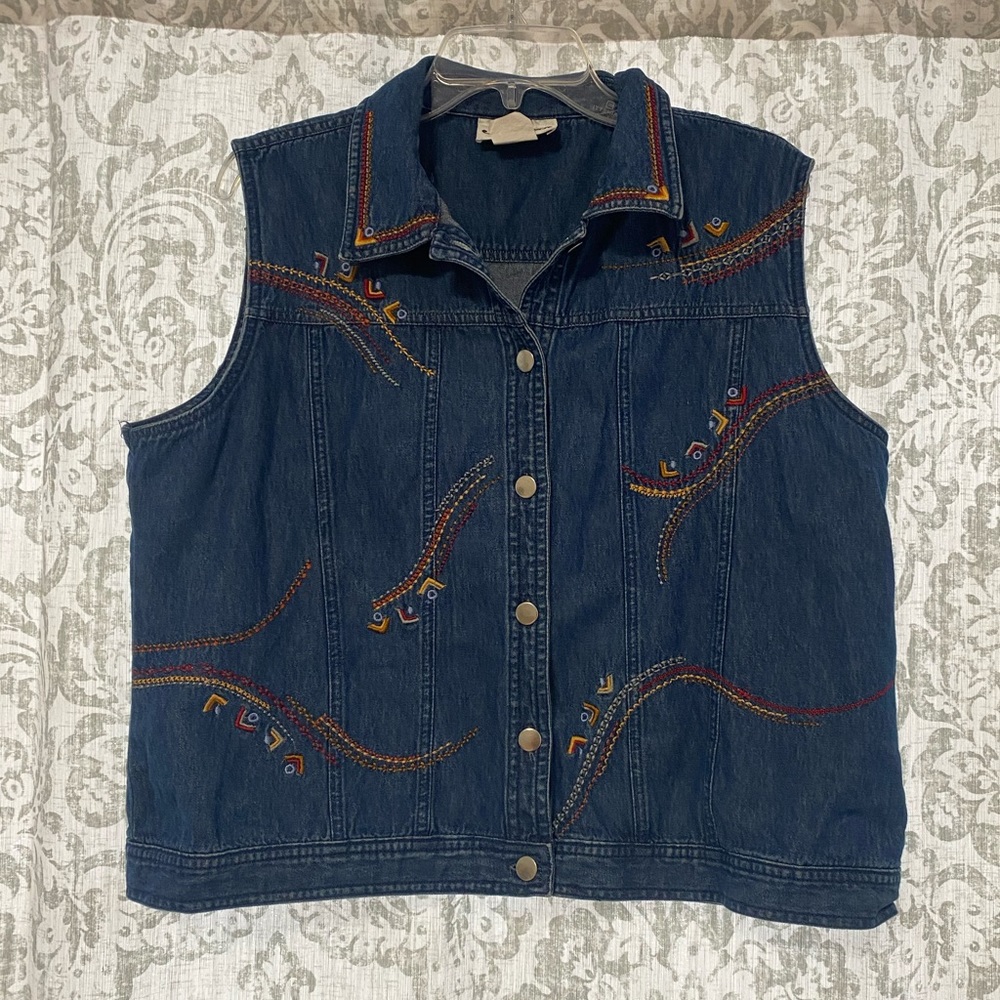 N Touch Vintage Embroidered Western Rodeo Denim Button Front Vest L